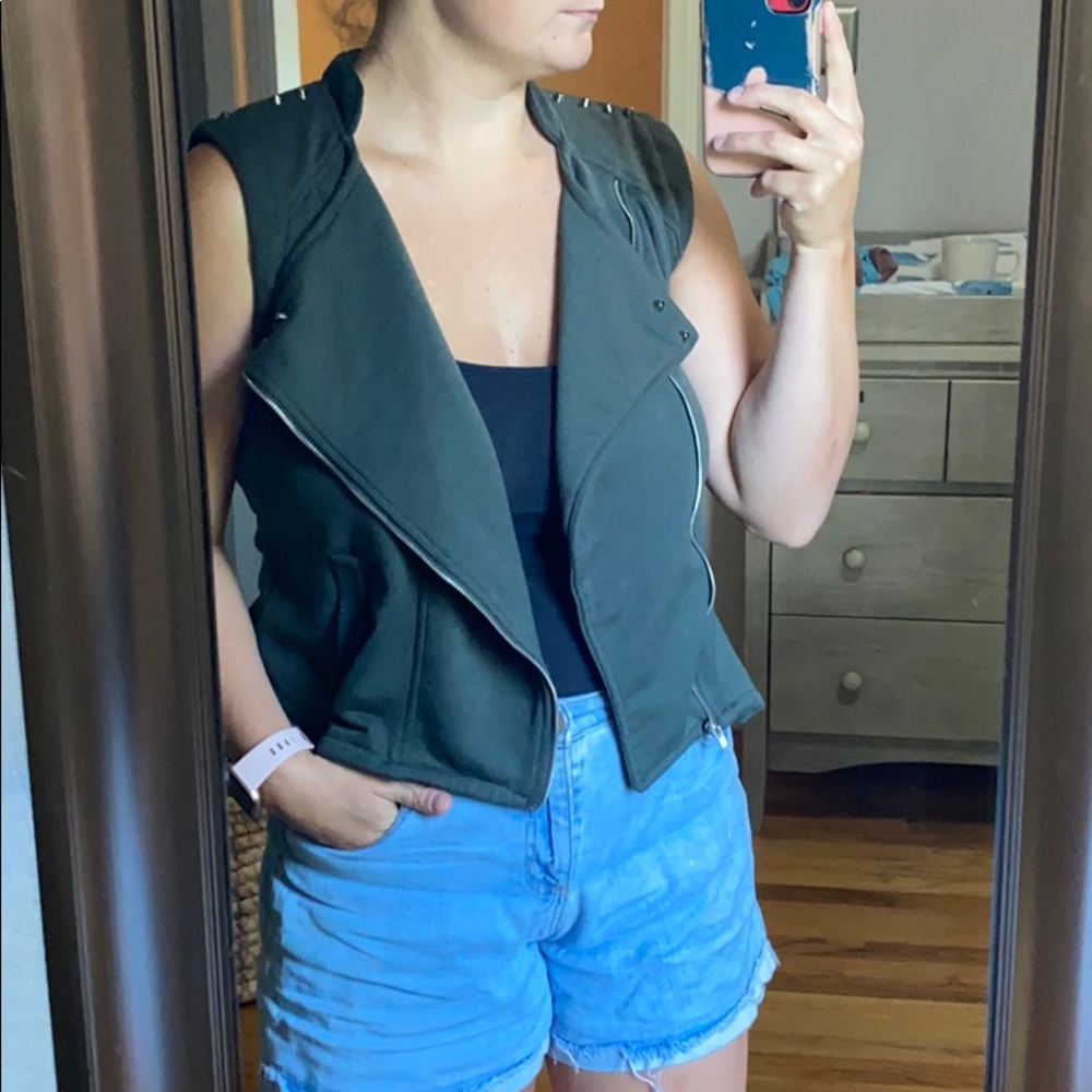 Army green vest